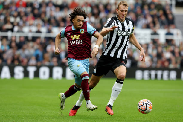 方面未能达 方面未能达