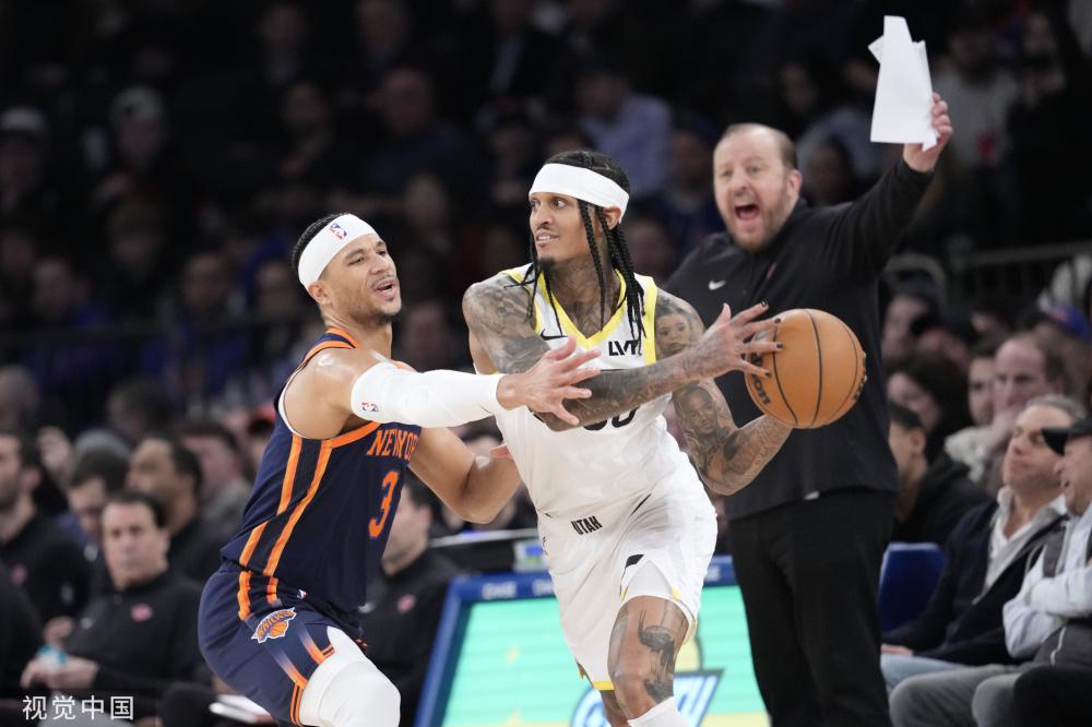 在足球場上 在足球場上